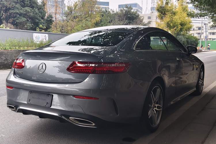 Used Mercedes-Benz E-Class 2020 E 260 Coupe
