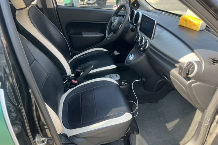 Used ORA Black Cat 2021 301 km Basic Version
