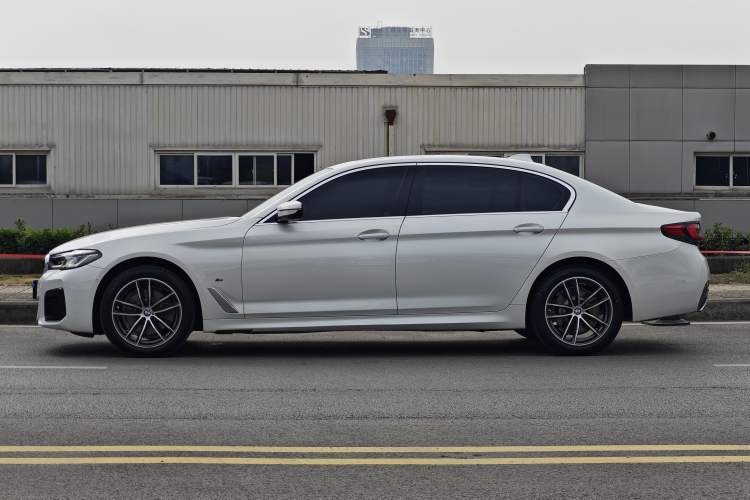 Used BMW 5 Series 2022 Second Facelift 525Li M Sport Package
