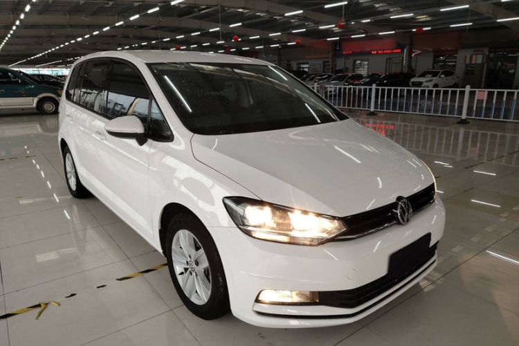 Used Volkswagen Touran 2018 Volkswagen Touran L 280TSI DSG Style Edition 7 Seats China VI Standard
