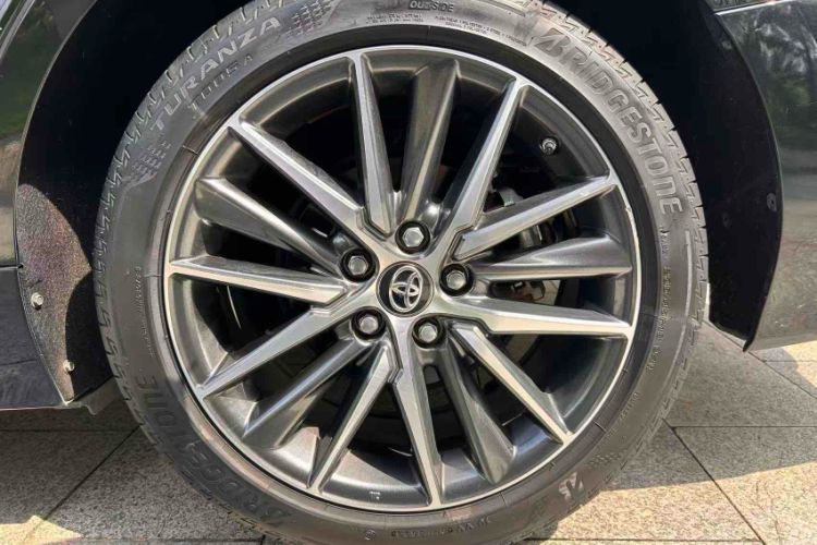 Used Toyota Camry 2021 2.5G Luxury Edition
