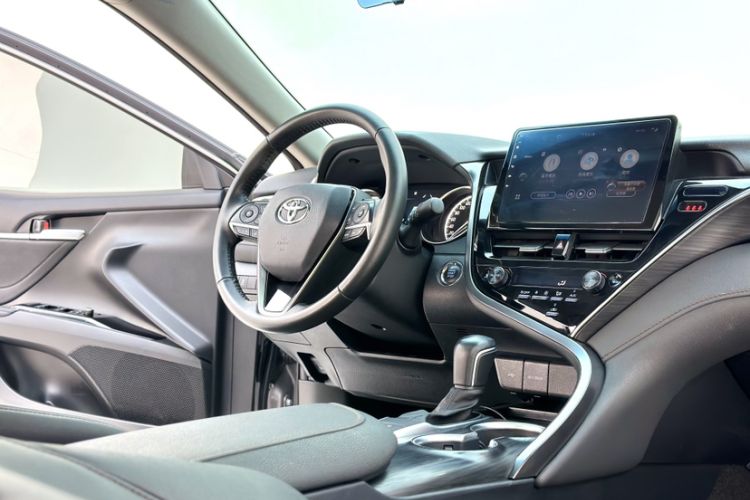 Used Toyota Camry 2021 2.0G Luxury Edition