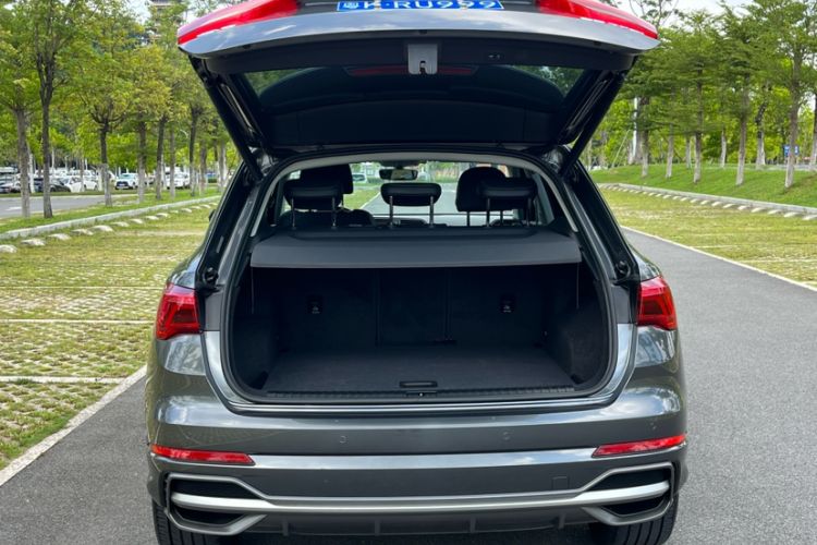 Used Audi Q3 2019 35 TFSI Fashion Dynamic Model
