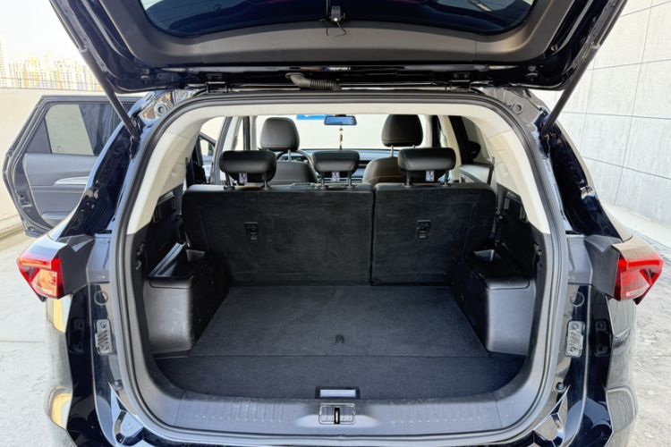 Used Jetour X70 PLUS 2023 1.5T DCT Brave PLUS 5-Seater
