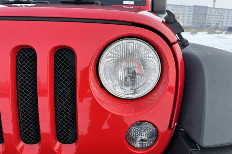 Used  Wrangler 2015 3.6L Rubicon Two-Door Comfort Edition
