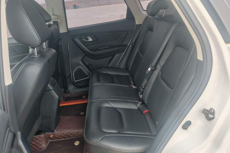 Used Bestune X40 2019 1.6L Manual Luxury Edition China V
