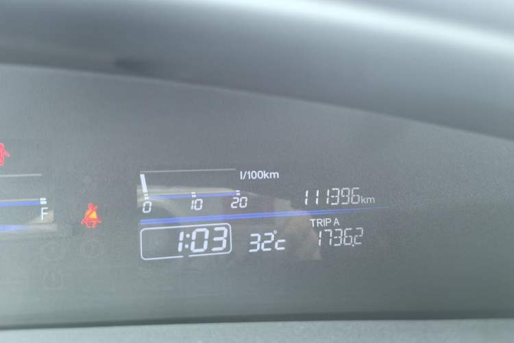 Used Honda Jade 2017 1.8L automatic Comfort version 5 seats
