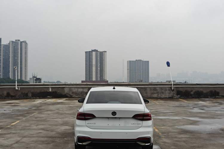 Used Volkswagen Lavida 2023 Revised Version 1.5L Automatic Starry Sky Edition – 5 Million Units