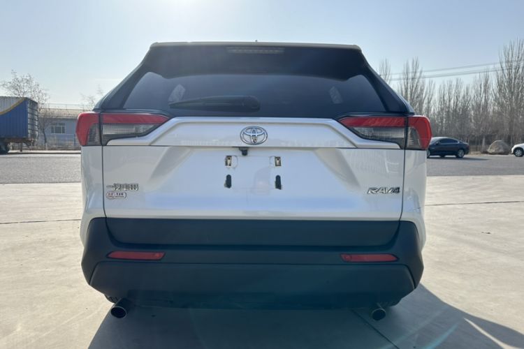 Used Toyota RAV4 2022 2.0L CVT Two-Wheel Drive Urban Edition
