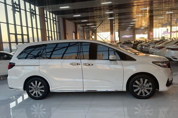 Used Honda Odyssey 2024 2.0L eHEV Sharp & Enjoy Edition
