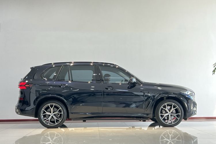 Used BMW X5 2023 xDrive 30Li Luxury M Sport Night Edition Package