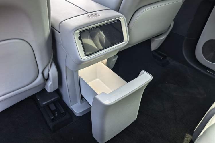 Used Hima AITO M9 2025 All-Electric Ultra Version 100 kWh 5-Seater Model
