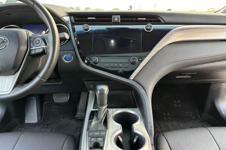 Used Toyota Camry 2019 Revised Version Dual-Engine 2.5 HG Luxury Edition
