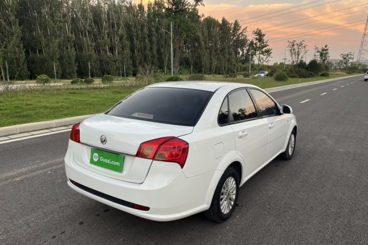 Used Buick Excelle 2015 1.5L Automatic Classic Model
