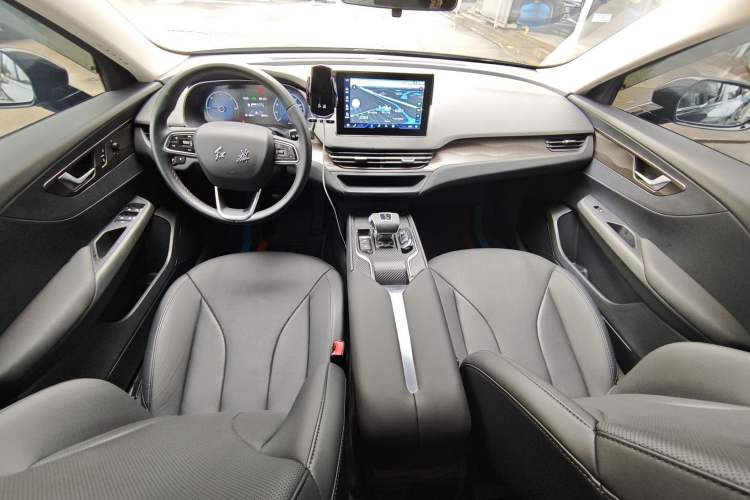 Used Hongqi E-QM5 2022 431 km Charge & Enjoy Edition
