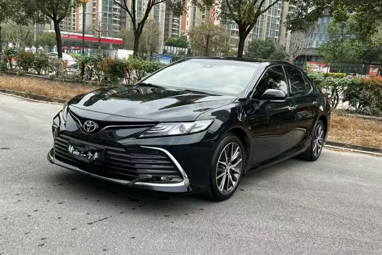 Used Toyota Camry 2021 2.5G Luxury Edition
