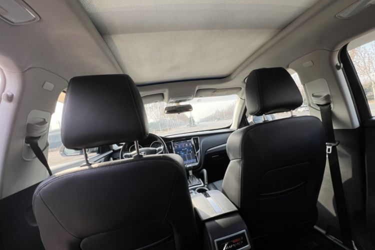 Used Zotye SR7 2016 1.5T CVT Cube Heart Edition China IV Standard
