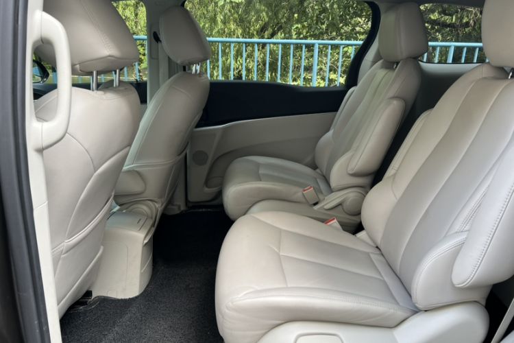 Used Buick GL8 2021 Land Cruiser Executive Class 652T Comfort Model
