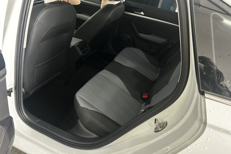 Used Volkswagen Lavida 2023 Revised Version 1.5L Automatic Starry Sky Edition – 5 Million Units
