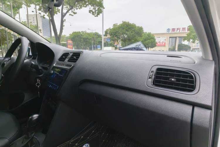 Used Volkswagen Polo 2018 1.5L Automatic Advanced Driving Model
