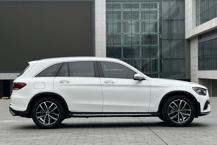 Used Mercedes-Benz GLC 2020 Facelift GLC 300 L 4MATIC Dynamic Edition

