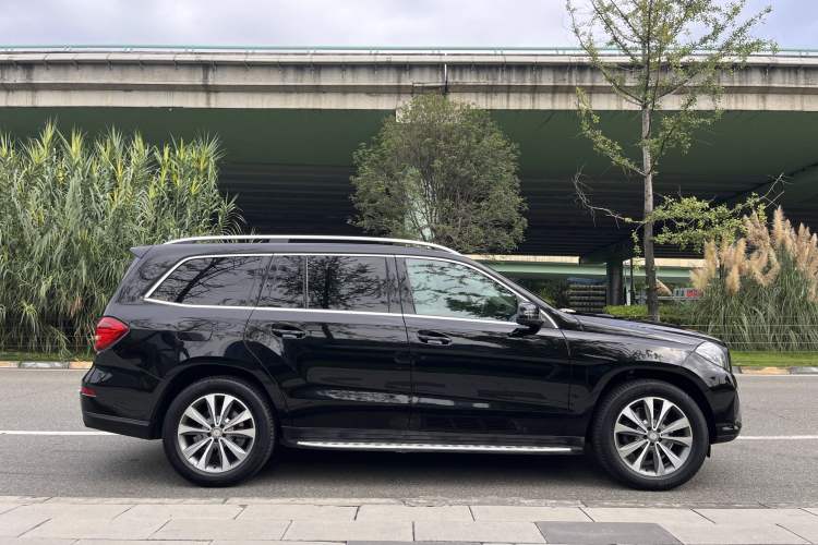 Used Mercedes-Benz GLS 2016 GLS 400 4MATIC Dynamic Model
