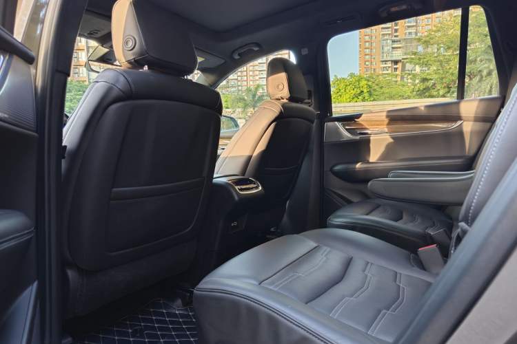 Used Cadillac XT6 2020 28T Six-Seater Four-Wheel-Drive Luxury Version
