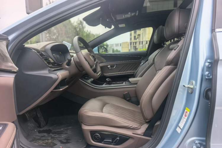 Used BYD Han 2023 DM-i Champion Edition 121KM Prestige Model
