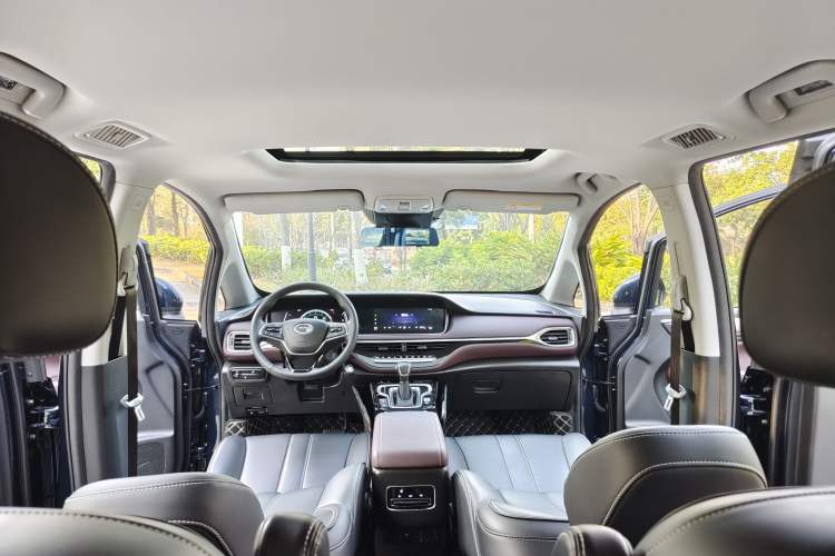 Used GAC Trumpchi M6 2023 PRO 270T DCT Luxury Edition
