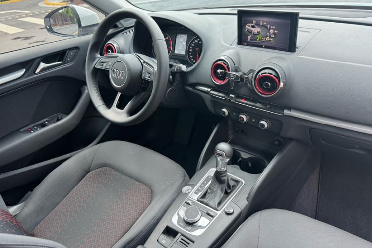 Used Audi A3 2020 Restyled Sportback 35 TFSI Entry-Level China VI Emission Standard
