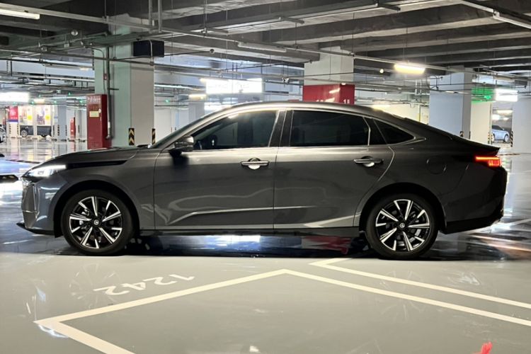 Used Changan Eado 2025 Blue Whale 1.5T 500Bar Prestige Model
