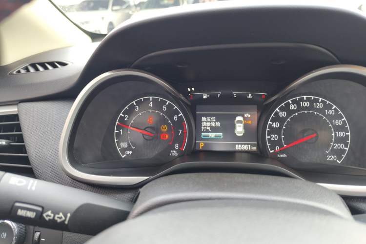 Used Chevrolet Monza 2020 Light Hybrid Redline 320T Dual-Clutch Joyful Edition
