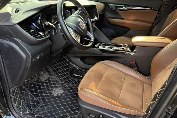 Used Buick Envision 2020 Encore S 652T Two-Wheel Drive Luxury Model
