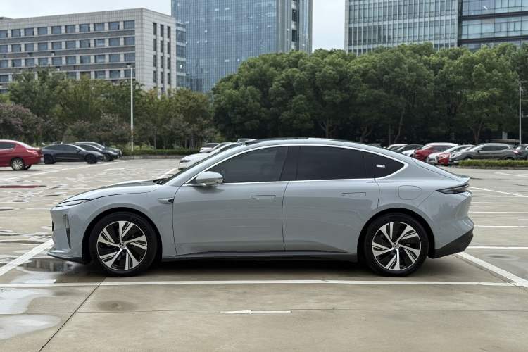 Used Nio ET5 2022 75 kWh
