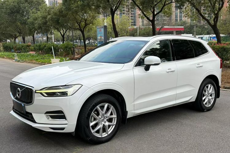 Used Volvo XC60 2019 T5 4x4 Smart Edition China V Standard

