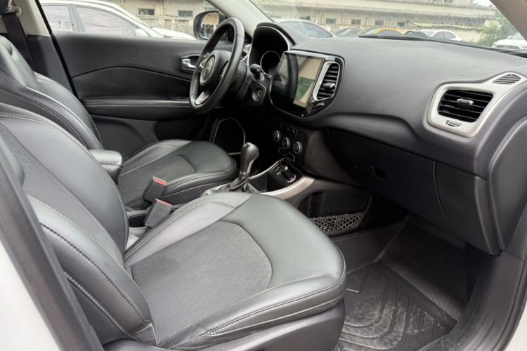 Used  Compass 2017 200T Automatic Comfort Edition