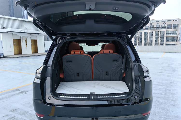 Used Li Auto L9 2022 Max model
