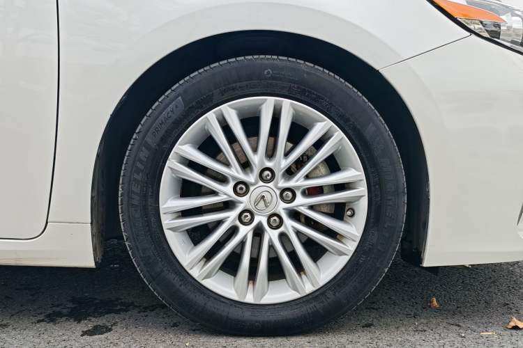 Used Lexus ES 2015 200 Elite Edition
