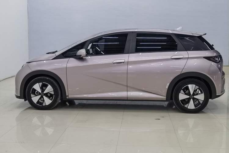 Used BYD Dolphin 2023 420 km Fashion Edition