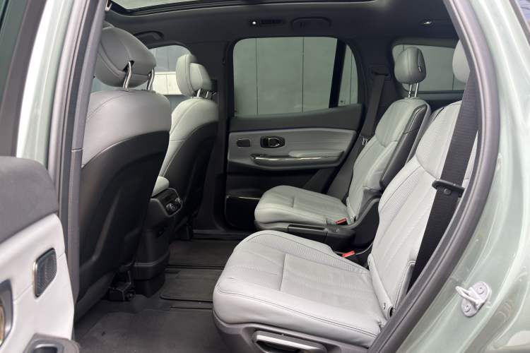 Used Nio ES8 2020 450 km Range 6-Seater Version
