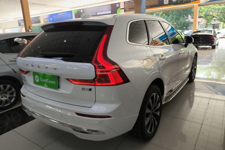 Used Volvo XC60 2023 B5 4x4 Smart Luxury Edition