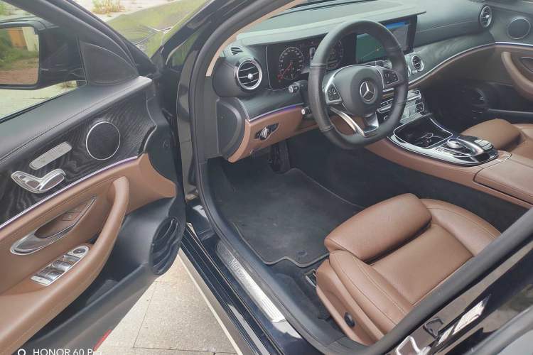 Used Mercedes-Benz E-Class 2017 E 200 L Sport 4MATIC