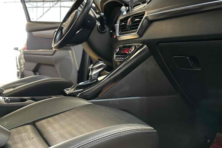 Used Kia Sportage R 2019 2.0L Automatic Smart Luxury Edition
