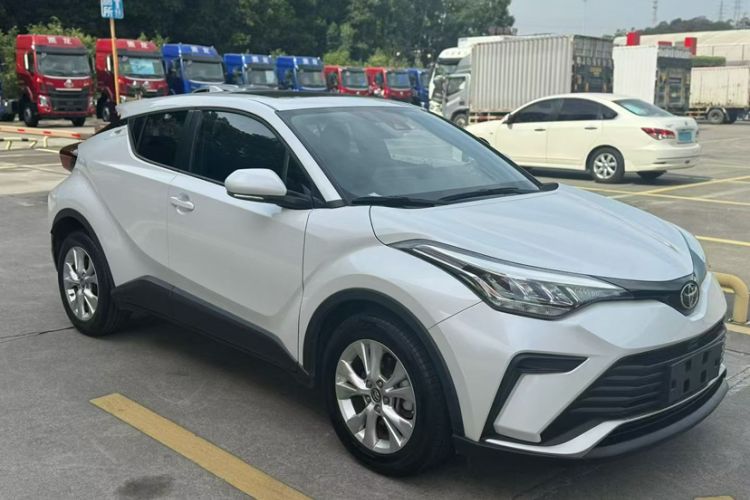 Used Toyota IZOA 2021 2.0L Enjoy Edition
