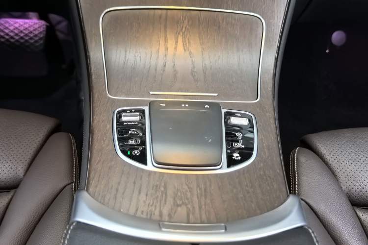 Used Mercedes-Benz GLC 2020 GLC 260 L 4MATIC Luxury Model
