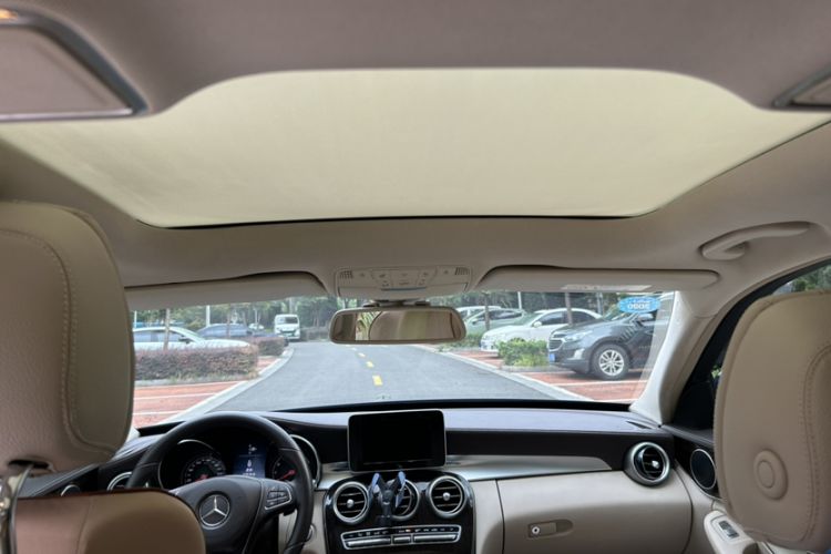 Used Mercedes-Benz C-Class 2015 C 200 L
