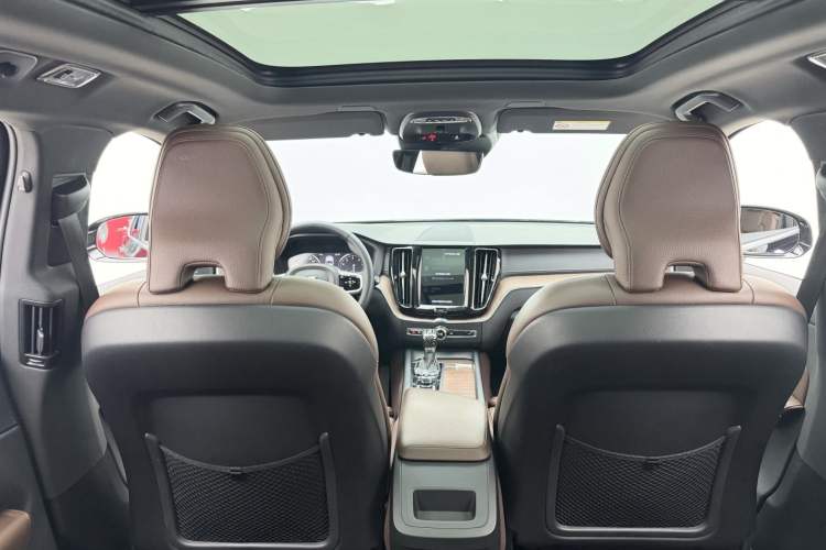 Used Volvo XC60 2021 T5 4x4 Smart Luxury Edition
