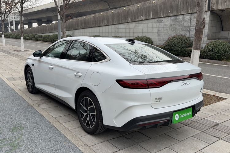 Used BYD Qin L 2025 DM-i Smart Drive 120KM Leading Model