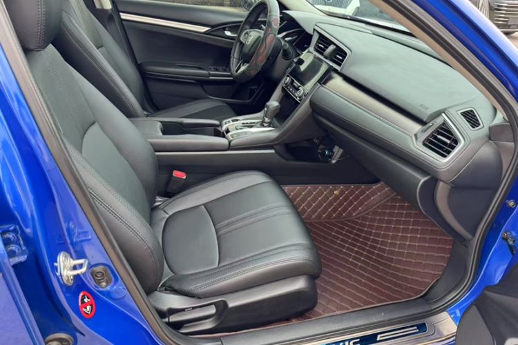 Used Honda Civic 2016 220TURBO CVT Luxury Edition
