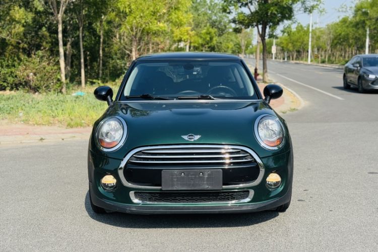 Used  MINI 2016 1.5T COOPER
